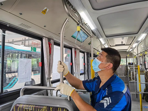 好消息！上海733輛“黑金剛”公交車將大變樣！車廂內(nèi)多了這些......(圖3)