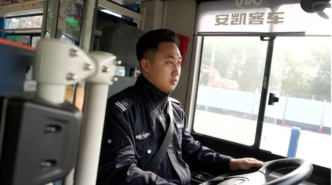 城市公交高手炫技，每個冠軍背后都有一輛安凱客車(圖1)