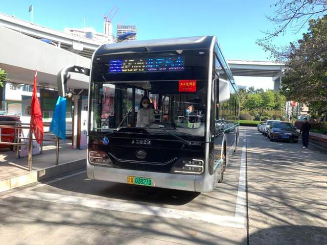 上海公交車開暖空調(diào)了，車廂低于12℃，乘客可提醒開啟(圖1)