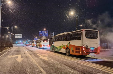 零故障零延誤零投訴！宇通氫燃料客車交出冬奧護航“綠色成績單”(圖2)