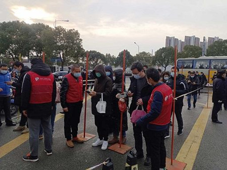 防疫交付兩不誤！蘇州金龍全員復(fù)工復(fù)產(chǎn)(圖4)