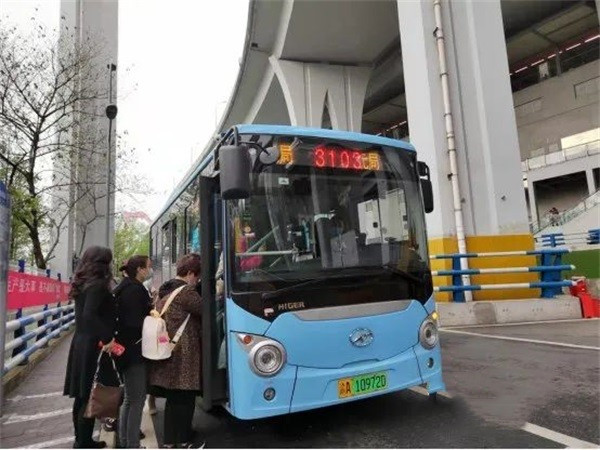 “靈活、經(jīng)濟、高效、環(huán)?！?蘇州金龍純電微巴助力重慶公共出行(圖3)