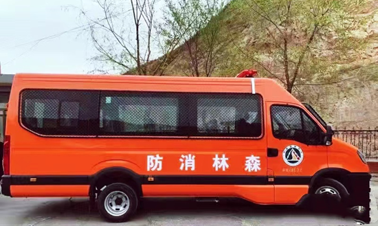 8輛依維柯歐勝運兵車交付甘肅，為森林防護(hù)再添助力(圖2)